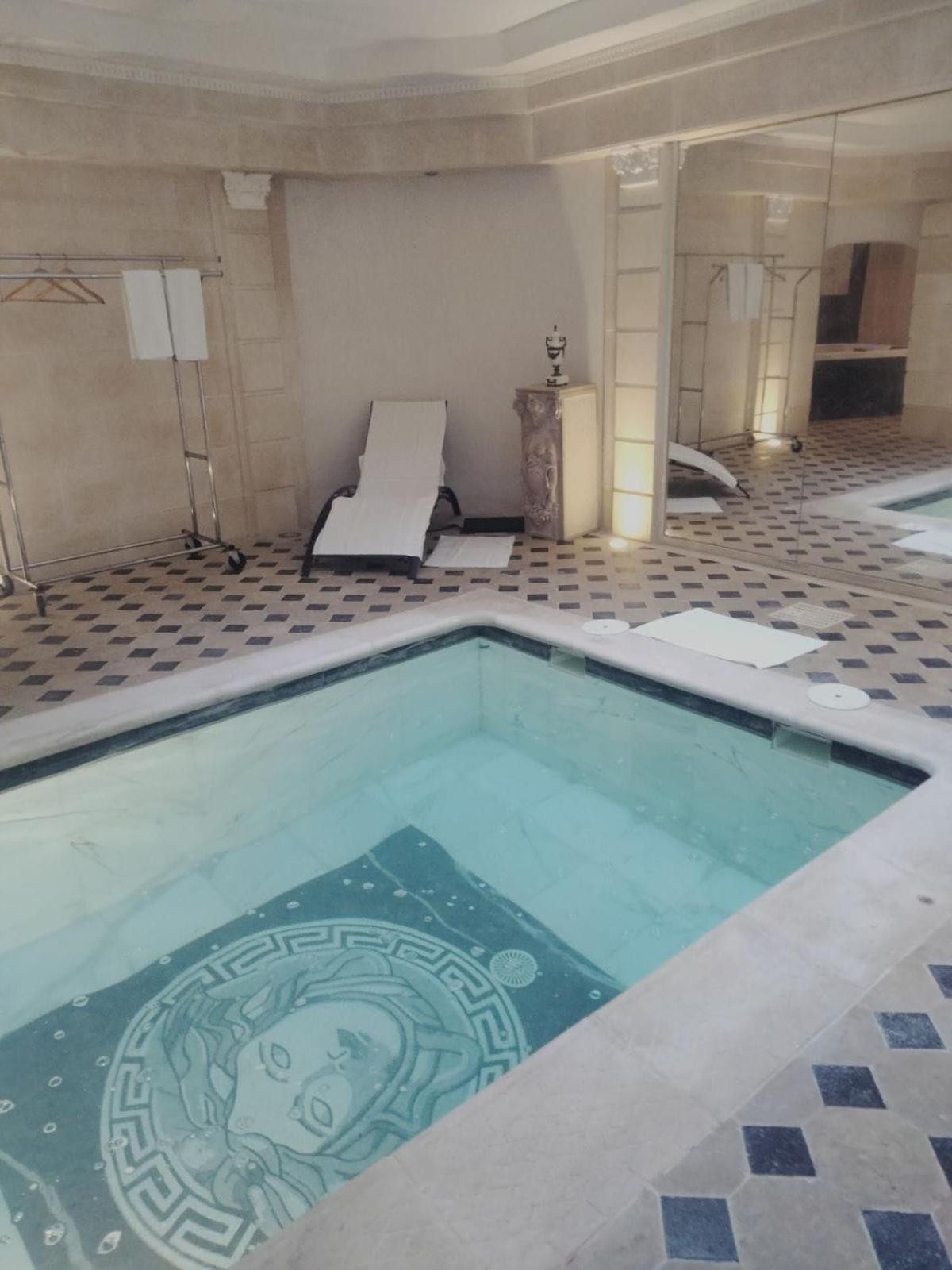Palazzo Di Acqua Hotell Le Mans Exteriör bild