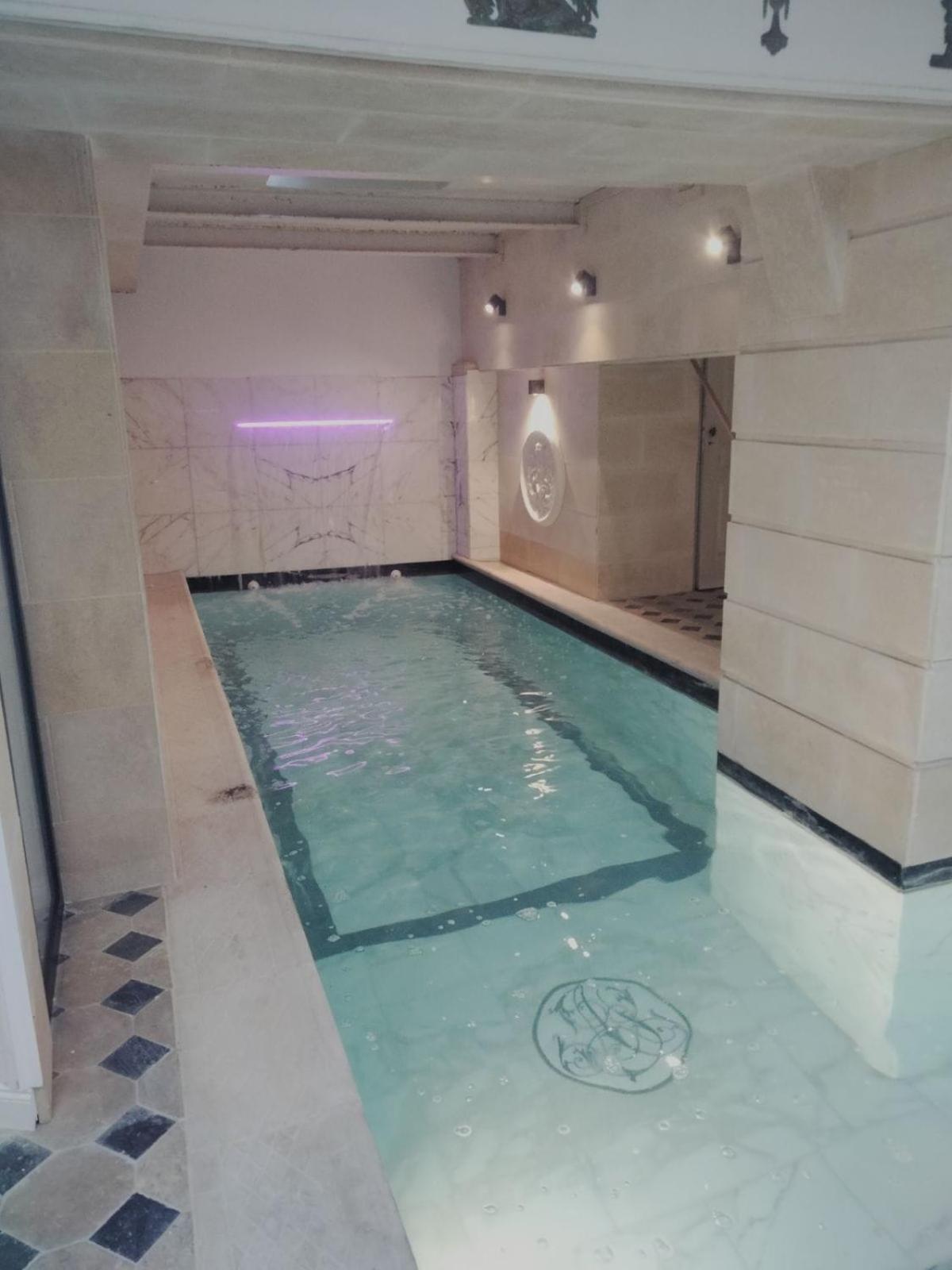 Palazzo Di Acqua Hotell Le Mans Exteriör bild